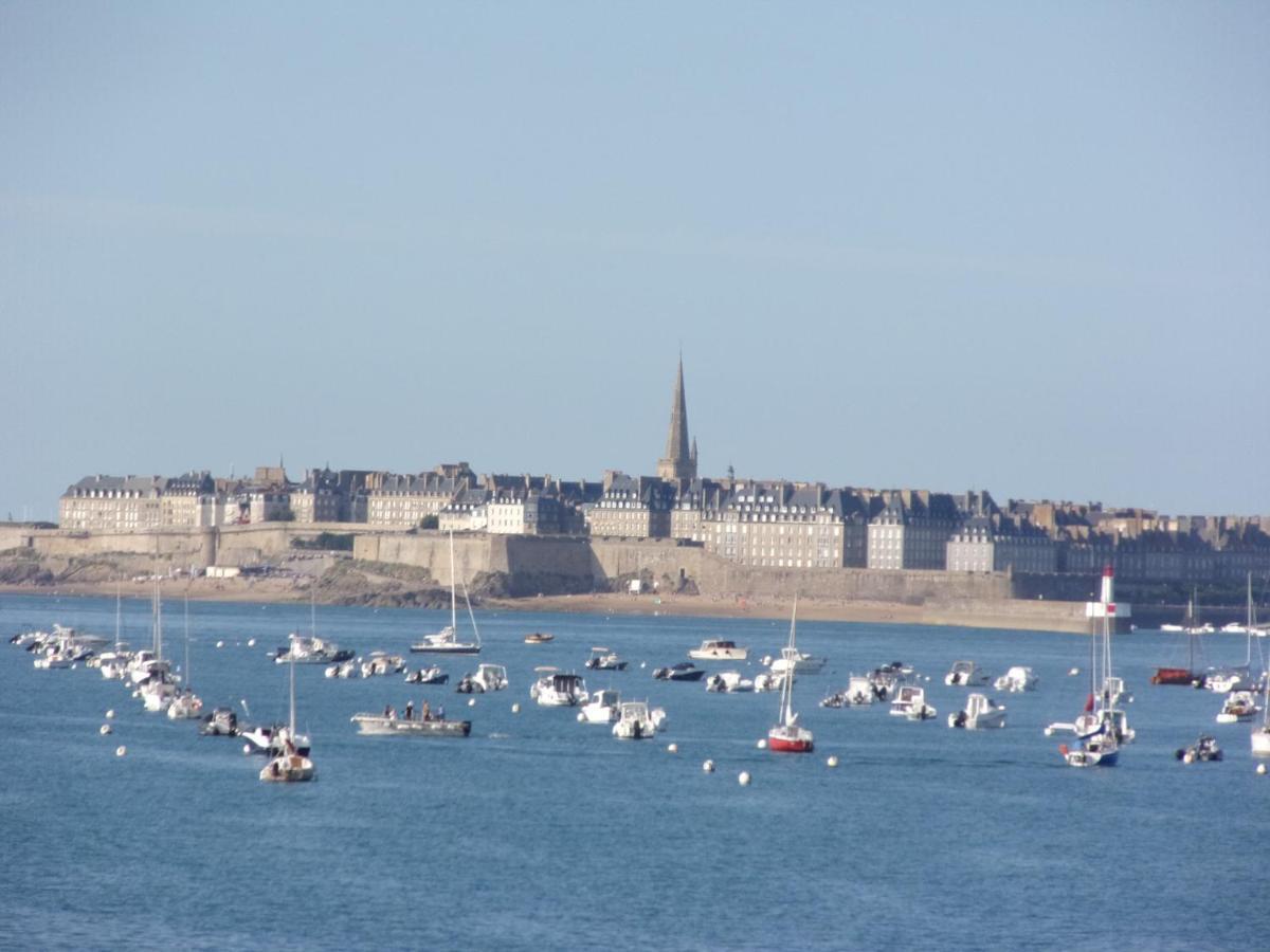 Fare Flammek Vila Dinard Exterior foto